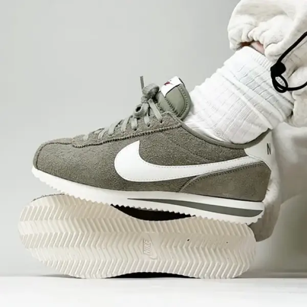 Кроссовки Nike Cortez Vintage (FJ2530-302) обзор модели