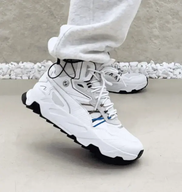 Ботинки Puma x BMW MMS Trinity Mid Winter (308495-02) обзор на ногах