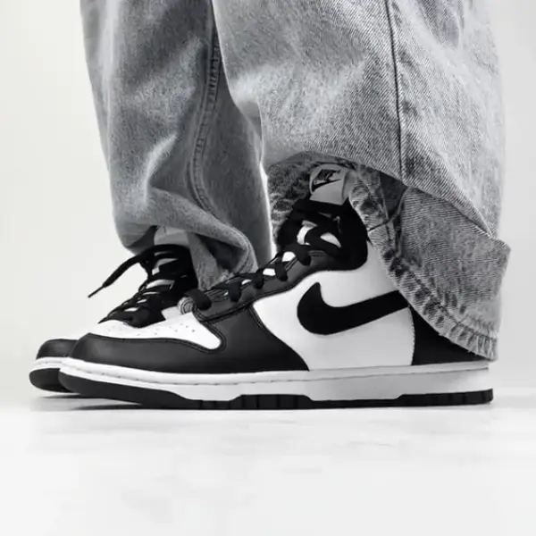 Кроссовки Nike Dunk Hi Retro (DD1399-105) обзор модели