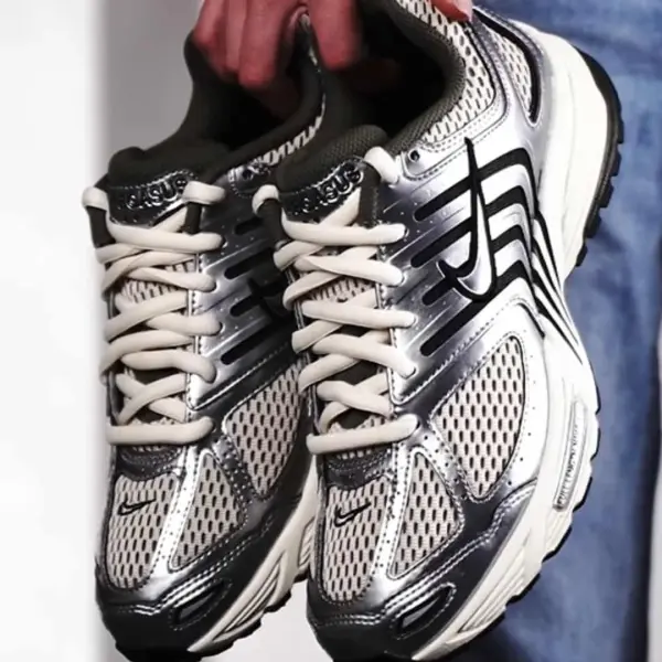 Кроссовки Nike Air Pegasus 2005 (HV5748-234) обзор в руках