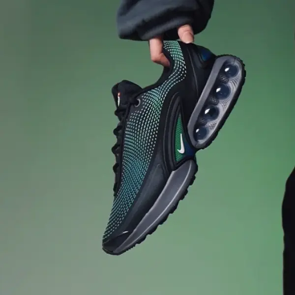 Кроссовки Nike Air Max DN (DV3337-010) обзор на модель
