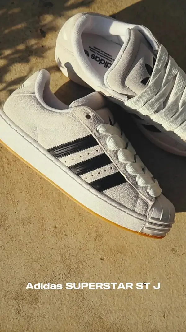 Видео Adidas SUPERSTAR ST J (KJ1192)