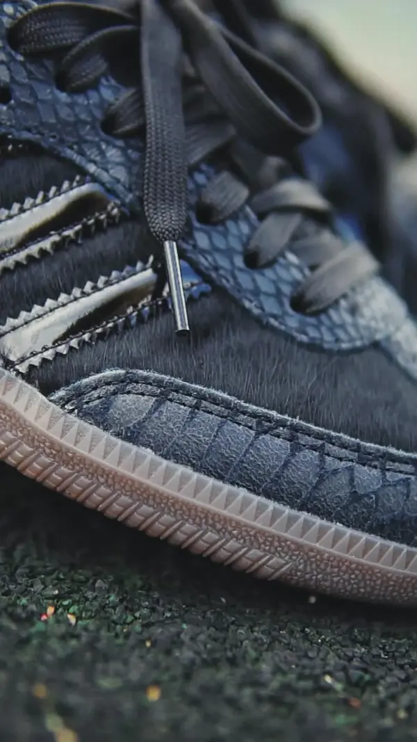 Видео Кроссовки Adidas SAMBA OG W (IH9149)