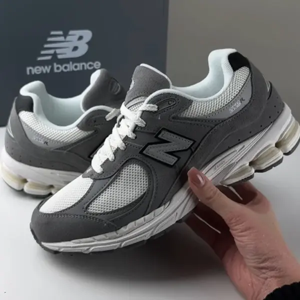 Кроссовки New Balance 2002R (M2002RRD) обзор модели в руках