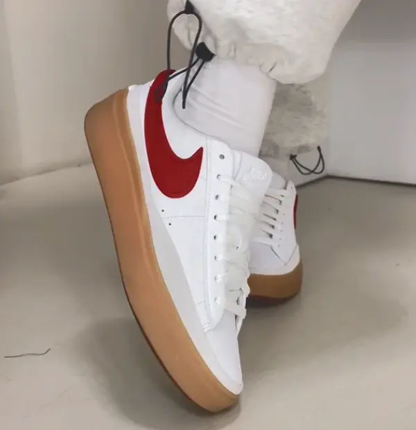 Кеды Nike Blazer Phantom Low (FN5820-100) обзор модели