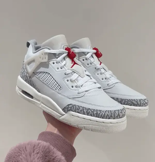 Кроссовки Jordan Spizike Low (GS) (FQ3950-100) обзор в руках