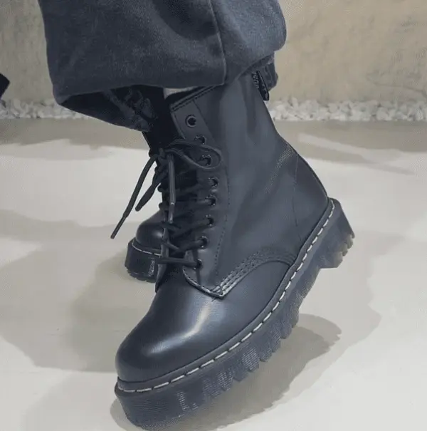 Ботинки Dr. Martens 101 Bex (26203001) обзор на ногах