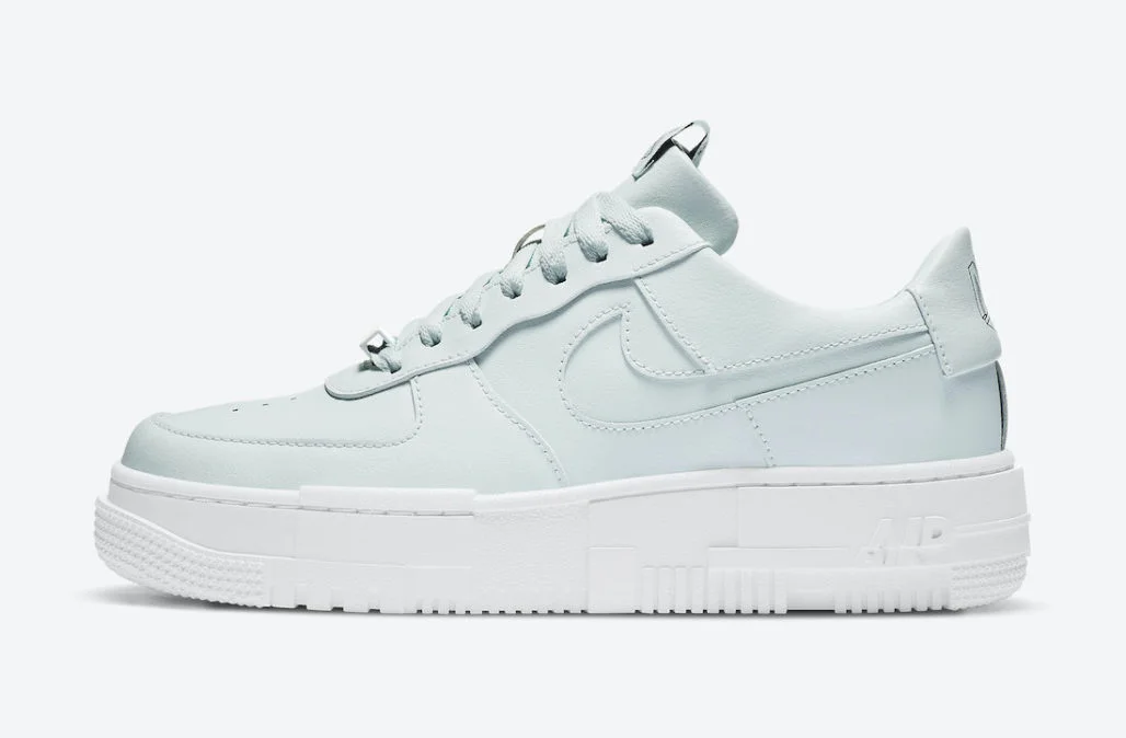 Nike Air Force 1 Pixel