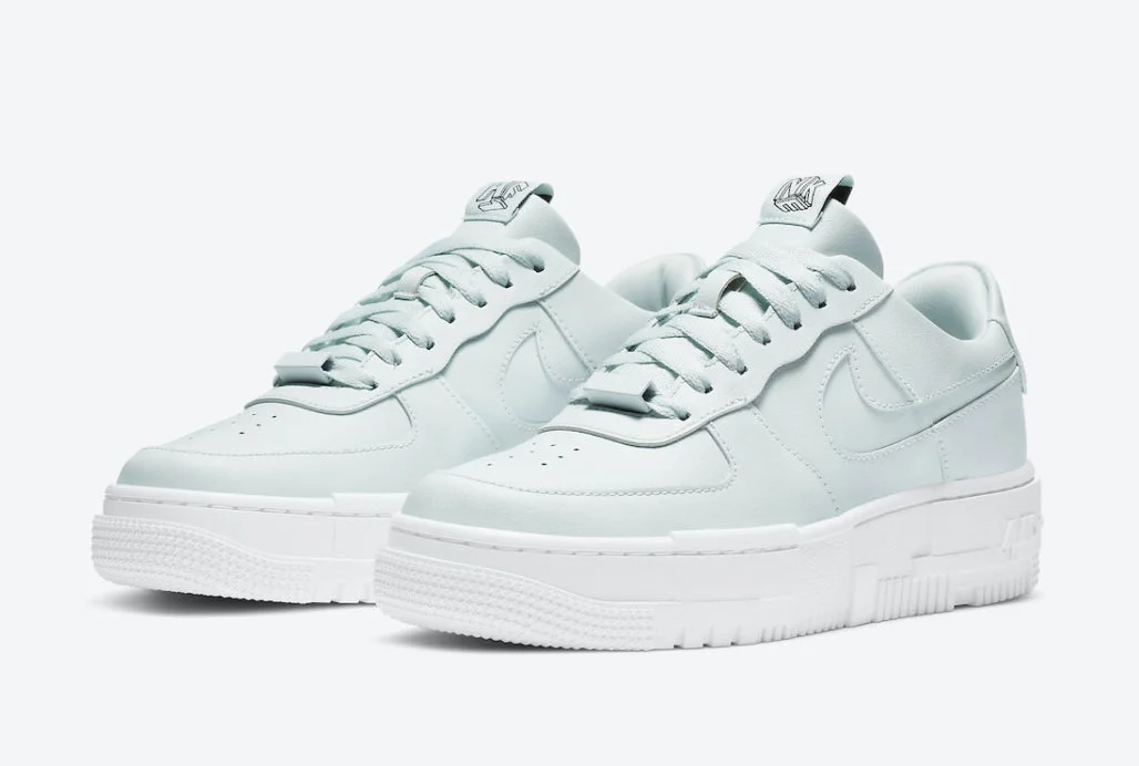 Nike Air Force 1 Pixel