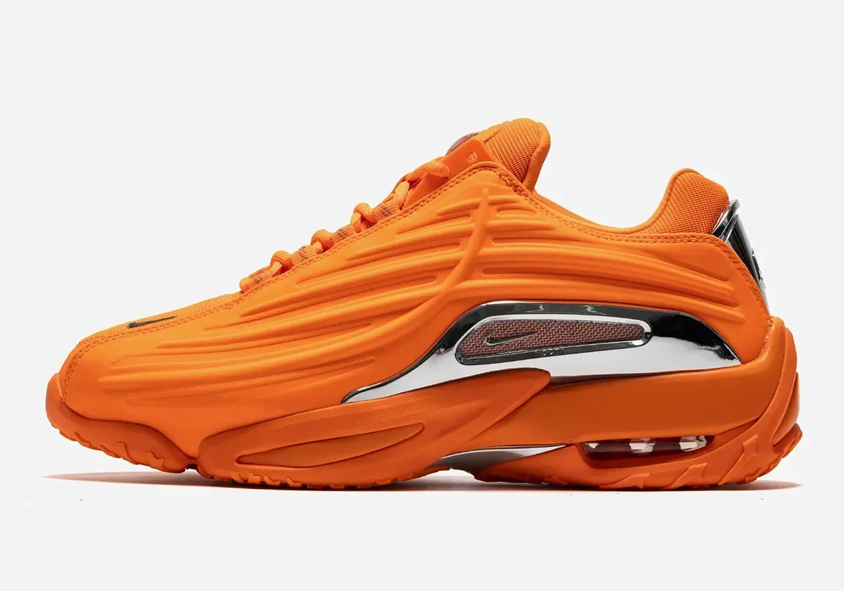 Nike NOCTA Hot Step 2 (1)