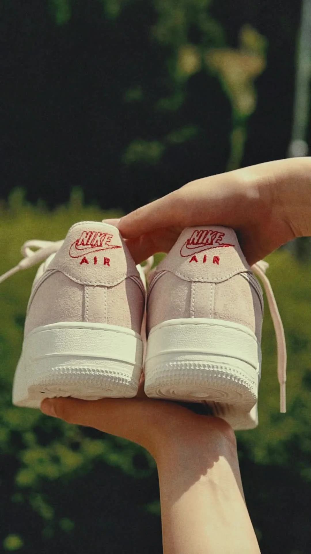 Кроссовки Nike AIR FORCE 1 LV8 1 (GS) (IB5688-600)