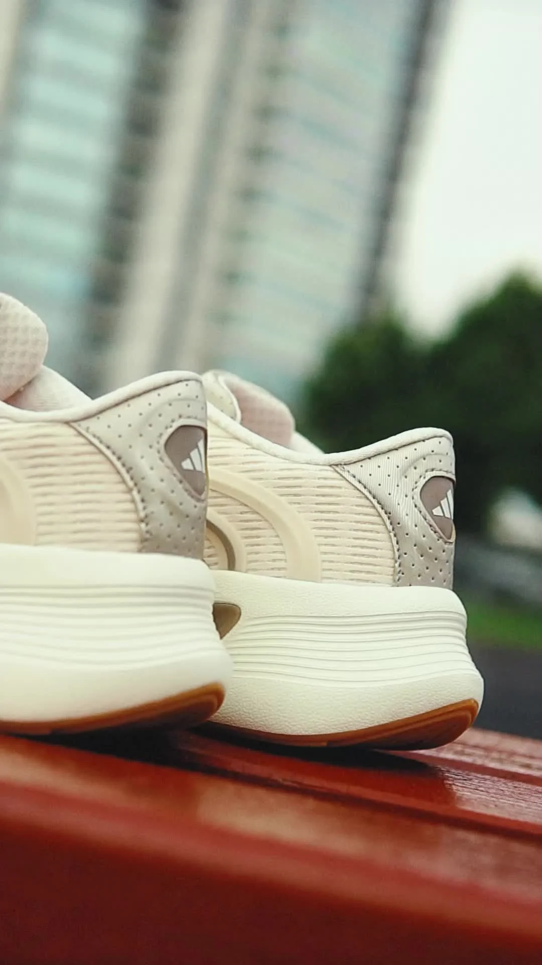 Кроссовки ADIDAS CLIMACOOL SPW W (HQ4974)
