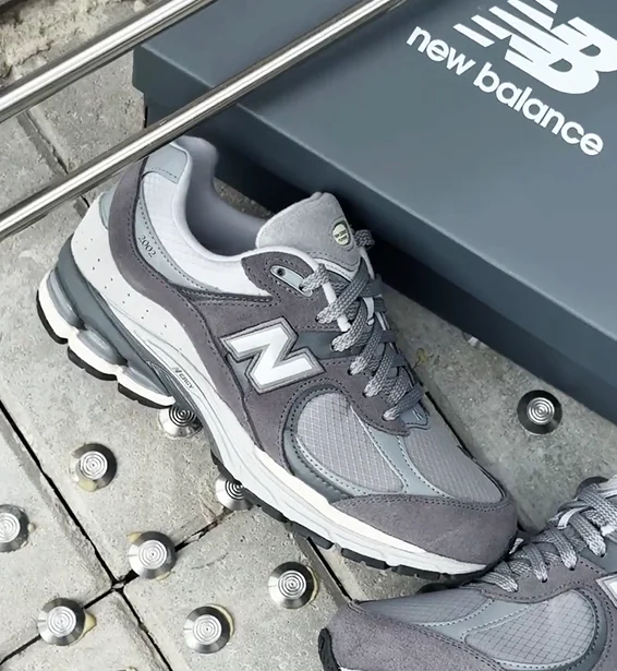 Кроссовки New Balance 2002R (U2002RTF)