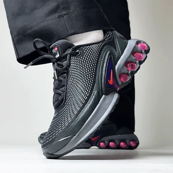 Кроссовки Nike Air Max DN (GS) (FB8987-008)