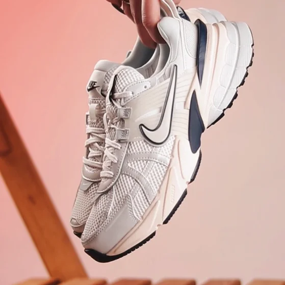 Кроссовки Nike V2K Run (FD0736-004)