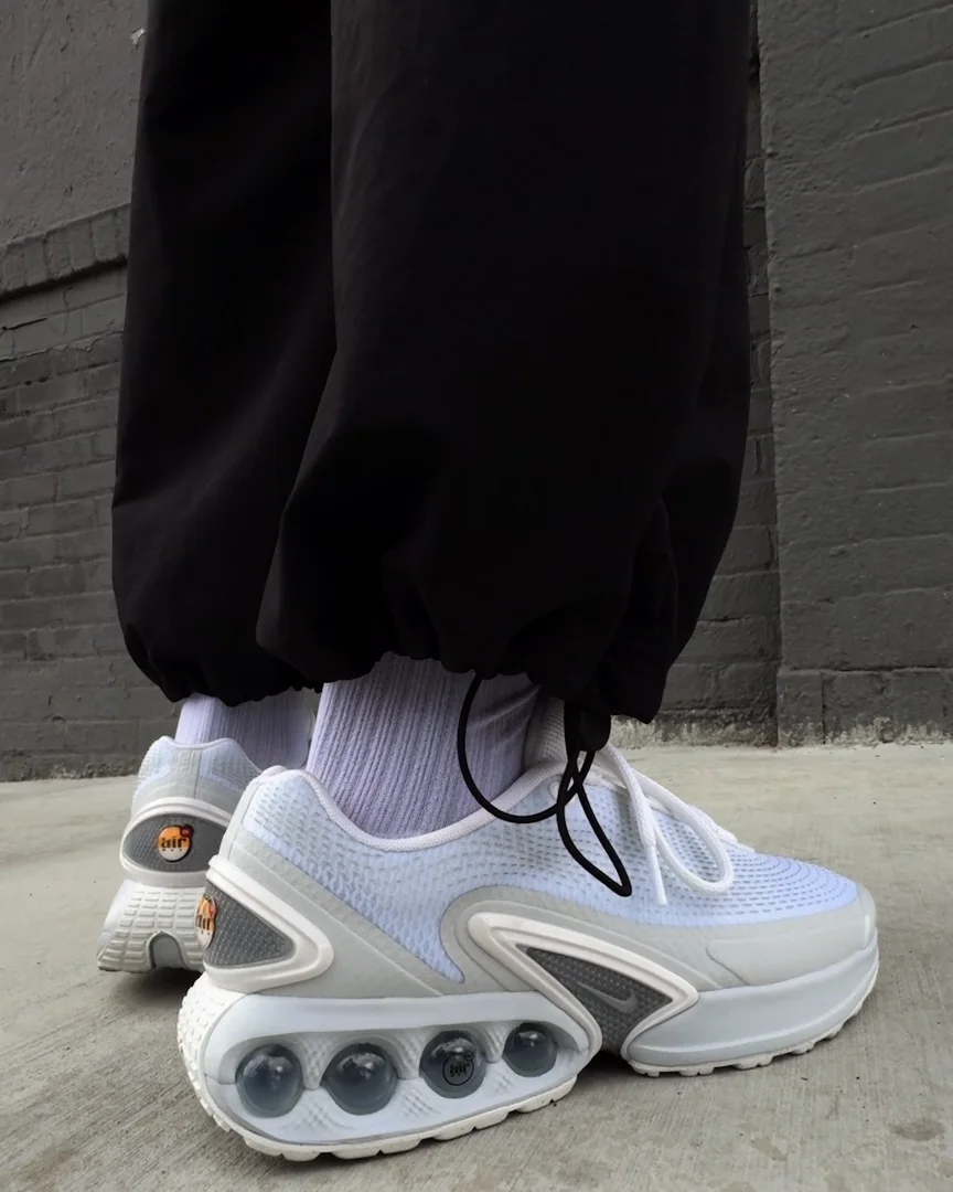 Кроссовки Nike Air Max DN (FJ3145-100)