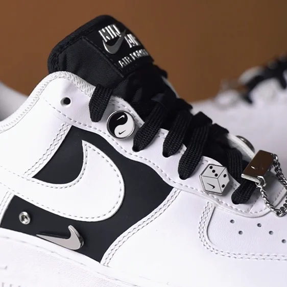 Кроссовки Nike Air Force 1 07 Premium (DA8571-100)