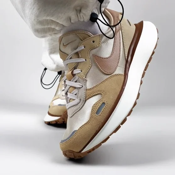 Кроссовки Nike Phoenix Waffle (FD2196-102)