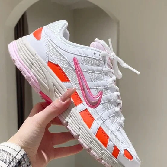 Стильные кроссовки Nike P-6000: комфорт и инновации в каждой детали