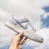 Кроссовки Nike W DUNK LOW SE (IH2479-100)