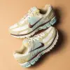 Кроссовки Nike ZOOM VOMERO 5 SE (IB2987-700)