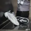 Adidas Ozelia (H03546)