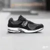 New Balance 2002R (M2002RBK)
