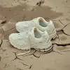 Кроссовки New Balance 2002R (M2002RDC)
