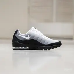 Кроссовки Nike Air Max Invigor Print 