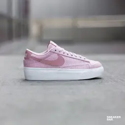 Кроссовки Nike Blazer Low Platform Essentials 