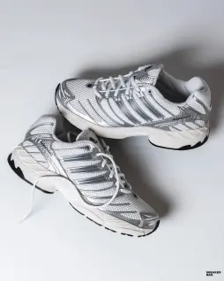 Adidas ADISTAR CONTROL 3