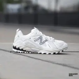 New Balance 610 