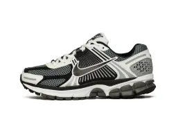 Nike Zoom Vomero 5 SE SP