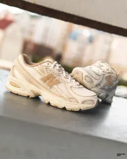 Кроссовки New Balance 740