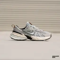 Кроссовки Nike V2K Run W