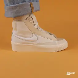 Nike Blazer Mid Victory 