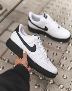 Кроссовки Nike Air Force 1 07