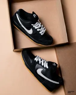 Nike SB Dunk Low Pro